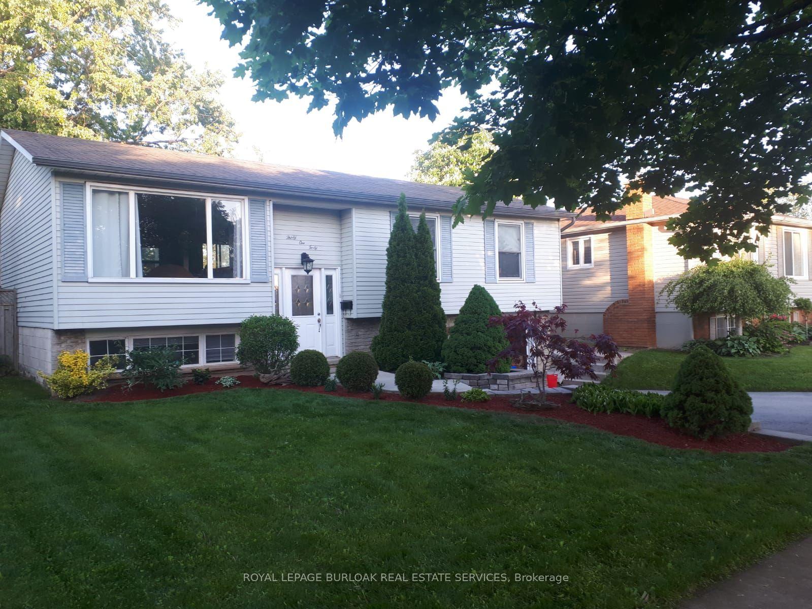 3140 Michael Crescent B #B — photo 1