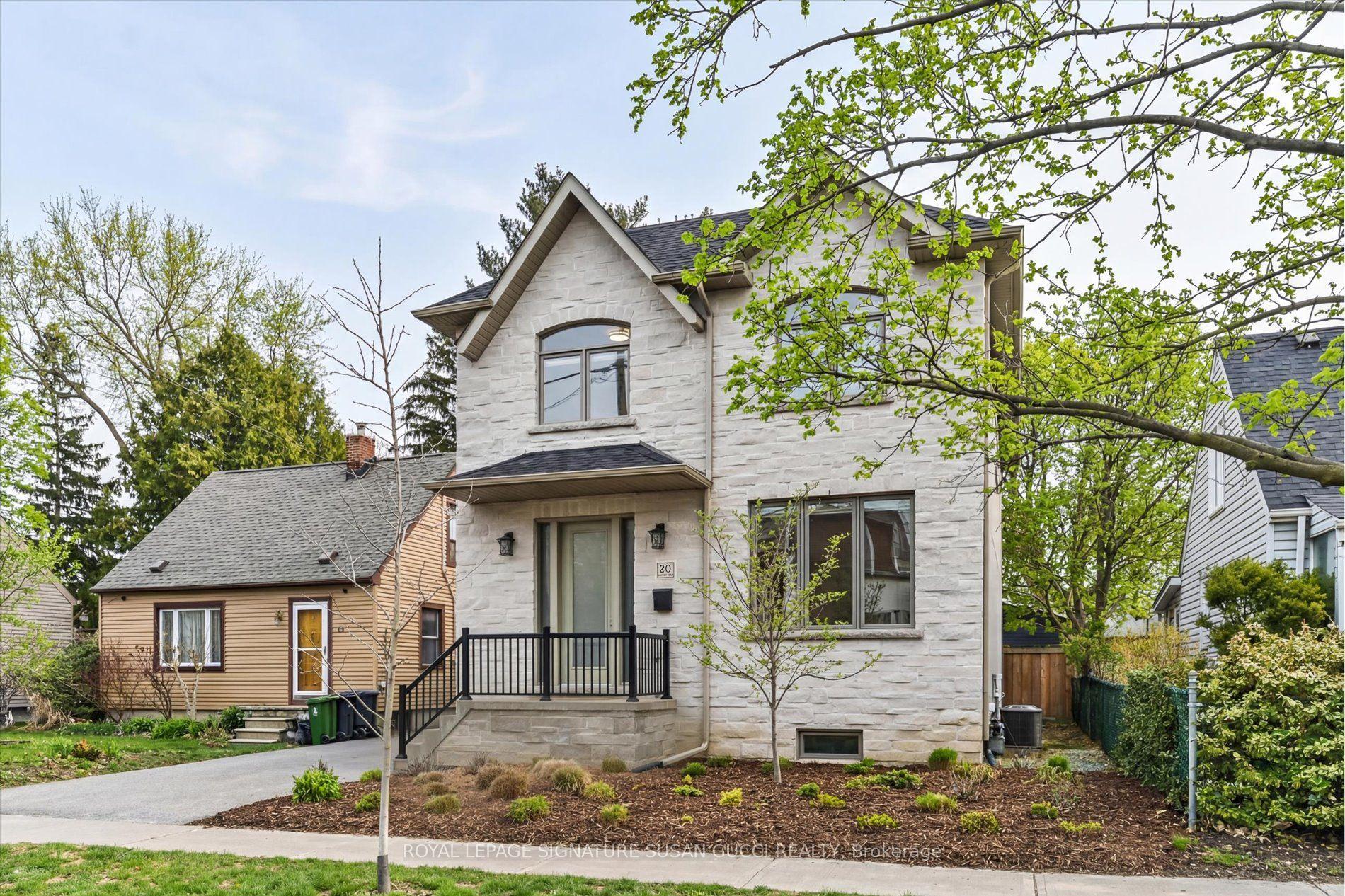 20 Warvet Crescent — photo 1