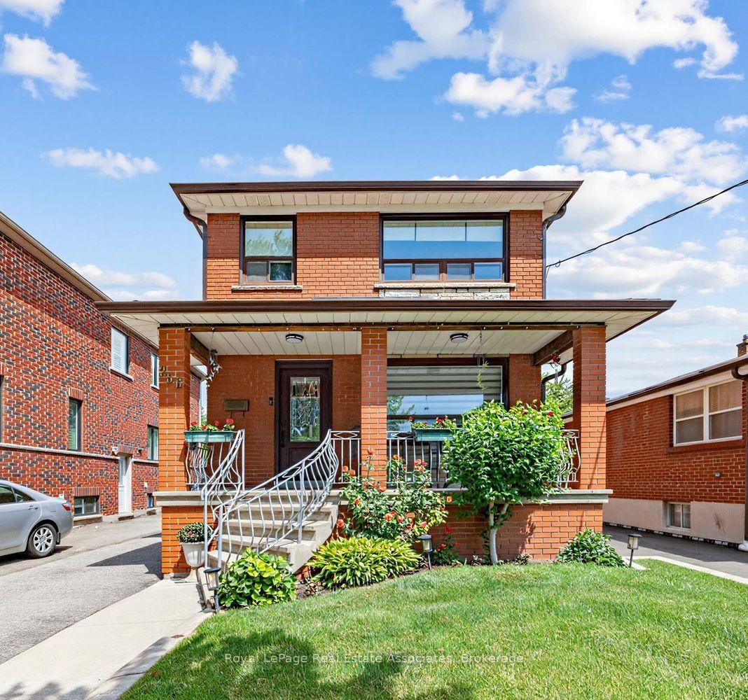 256 John Street, Toronto — Detached for sale, photo 1
