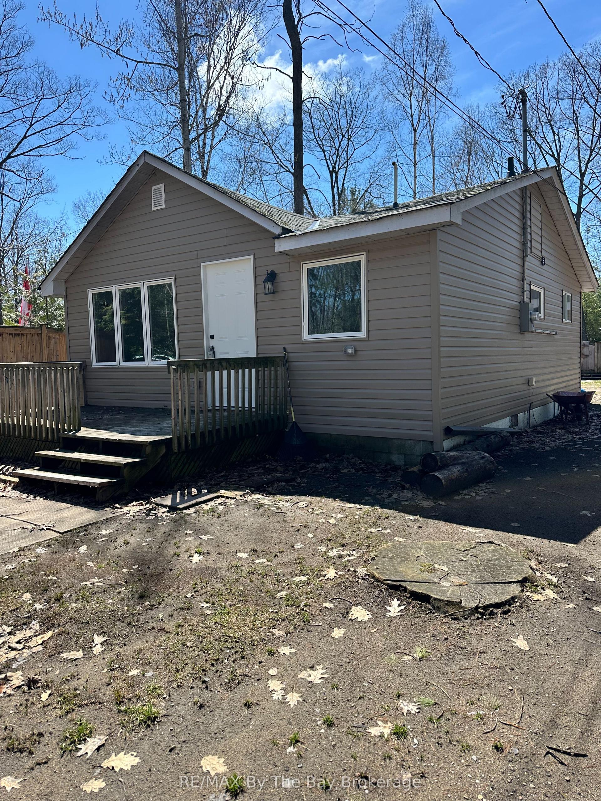 86 30th Street N — photo 1