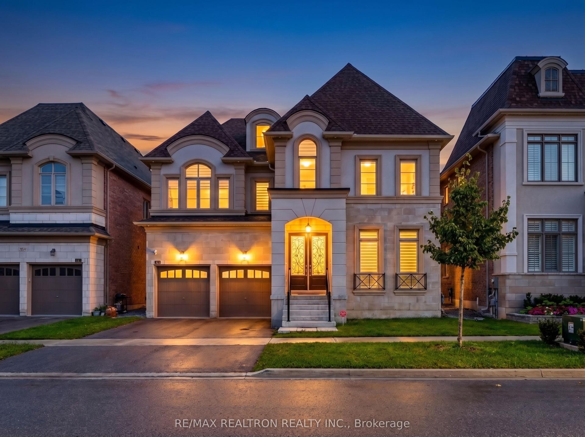 209 Hillsview Drive, Richmond Hill — Detached for sale, photo 1