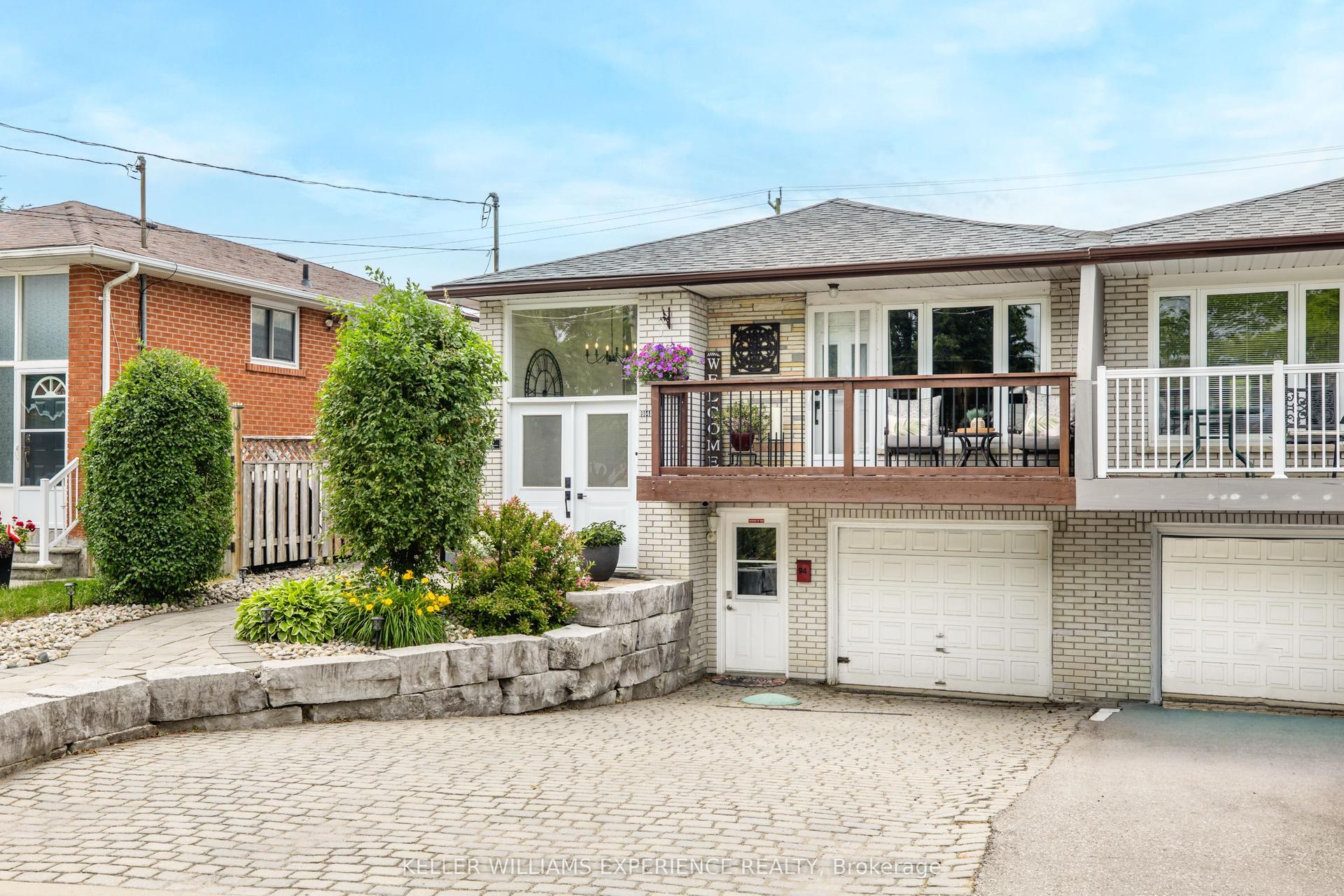 94 Back Street, Bradford West Gwillimbury — Semi-Detached for sale, photo 1