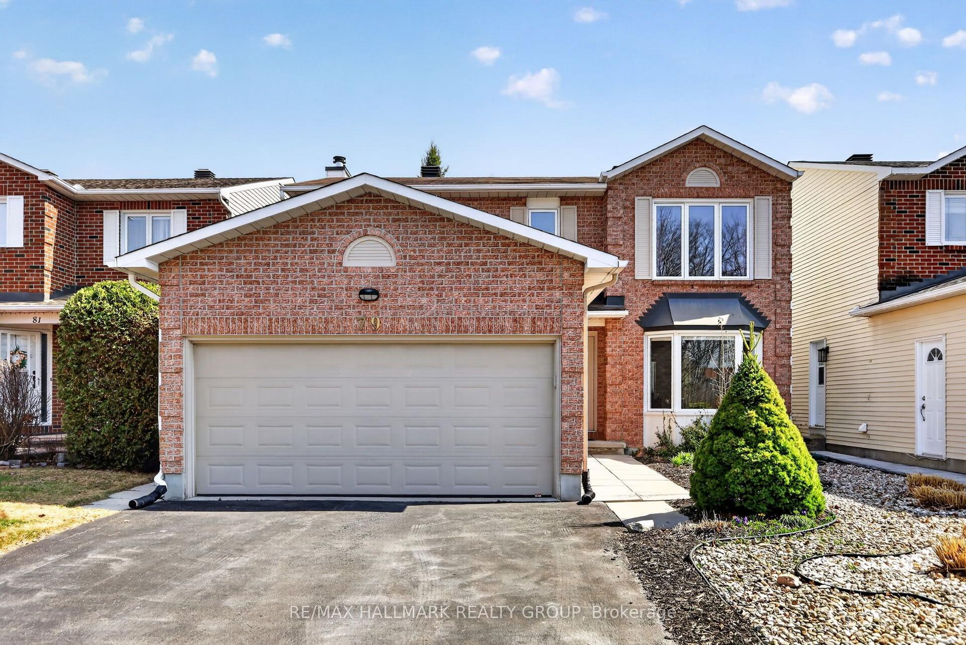 79 Dossetter Way — photo 1