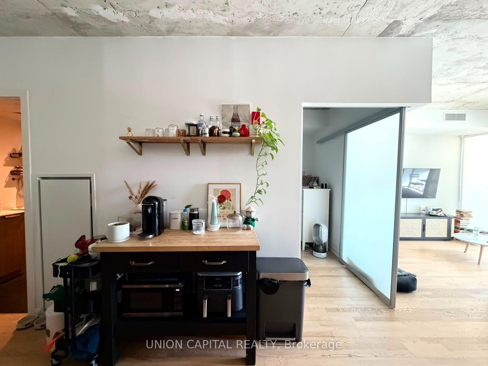 95 Bathurst Street 818 #818, Toronto — Condo for lease, photo 1