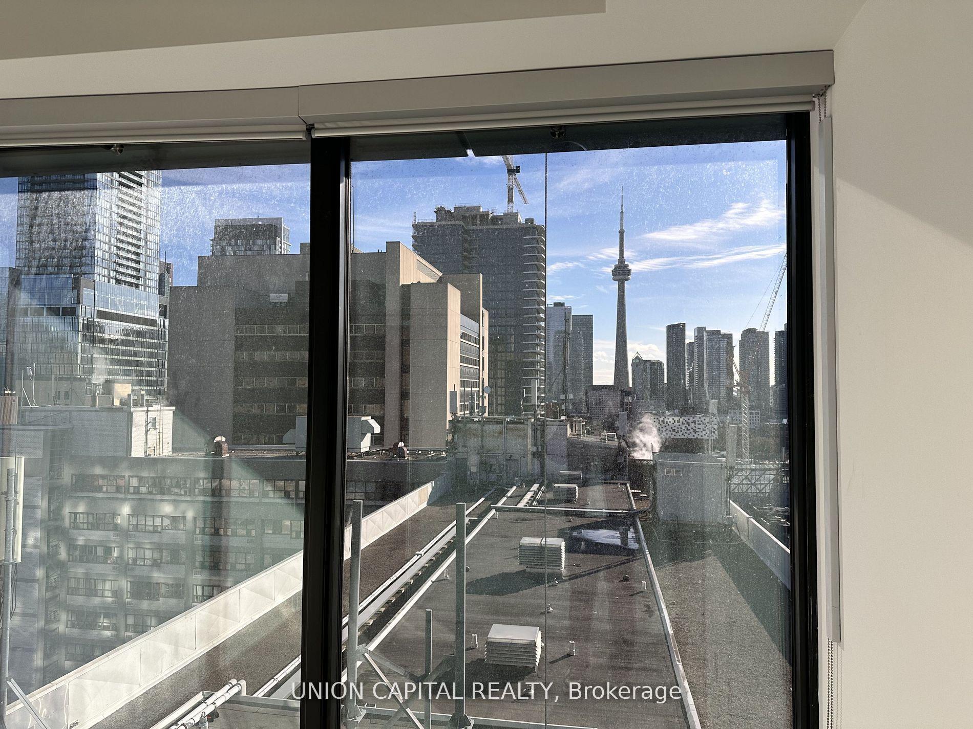 195 McCaul Street 1411 #1411 — photo 1