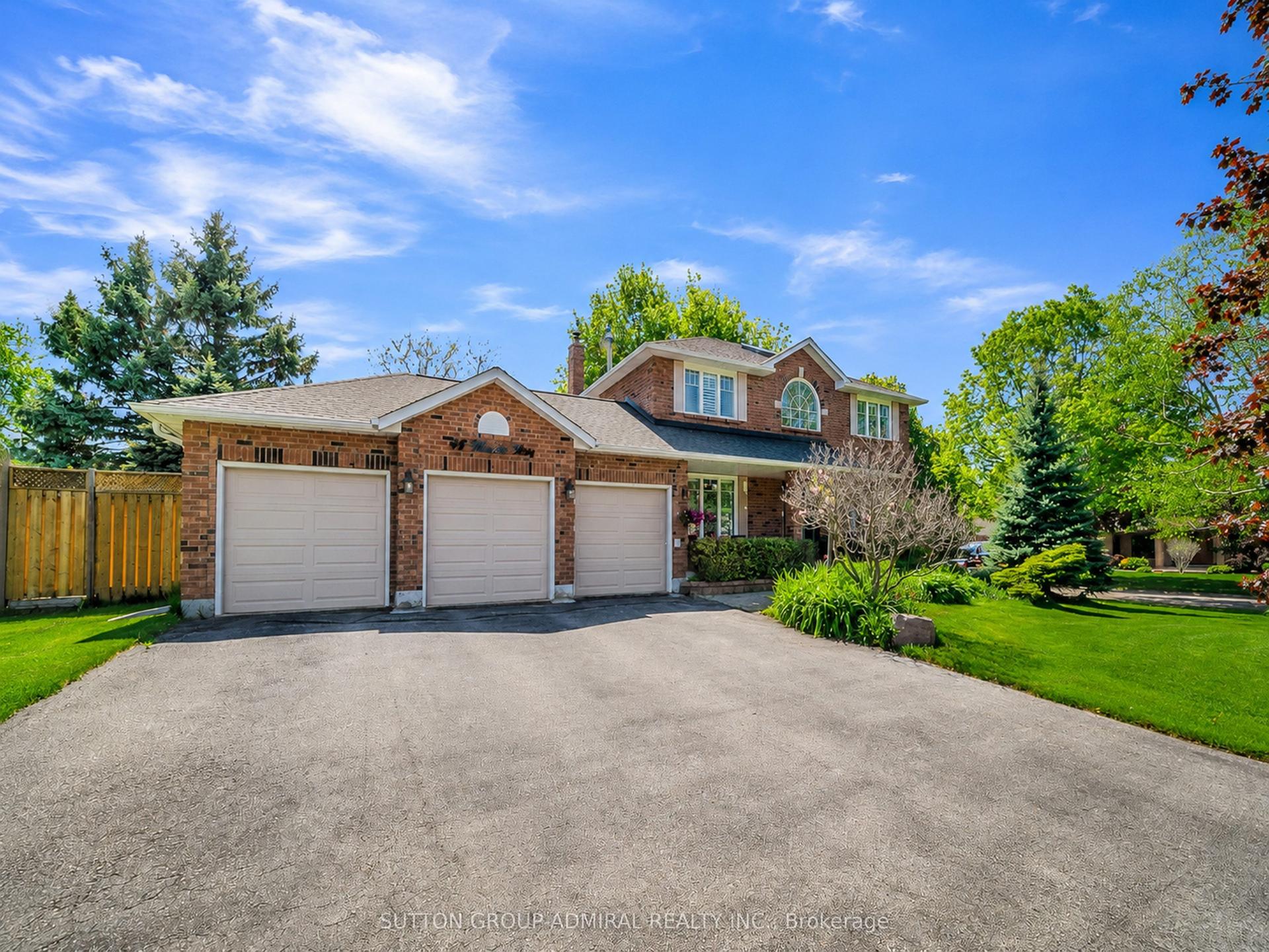 48 Maple Way, East Gwillimbury — Detached for sale, photo 1