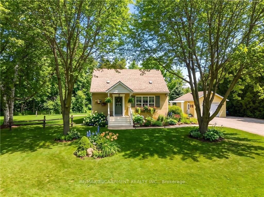 302 Fishers Glen Road, Norfolk — Detached for sale, photo 1