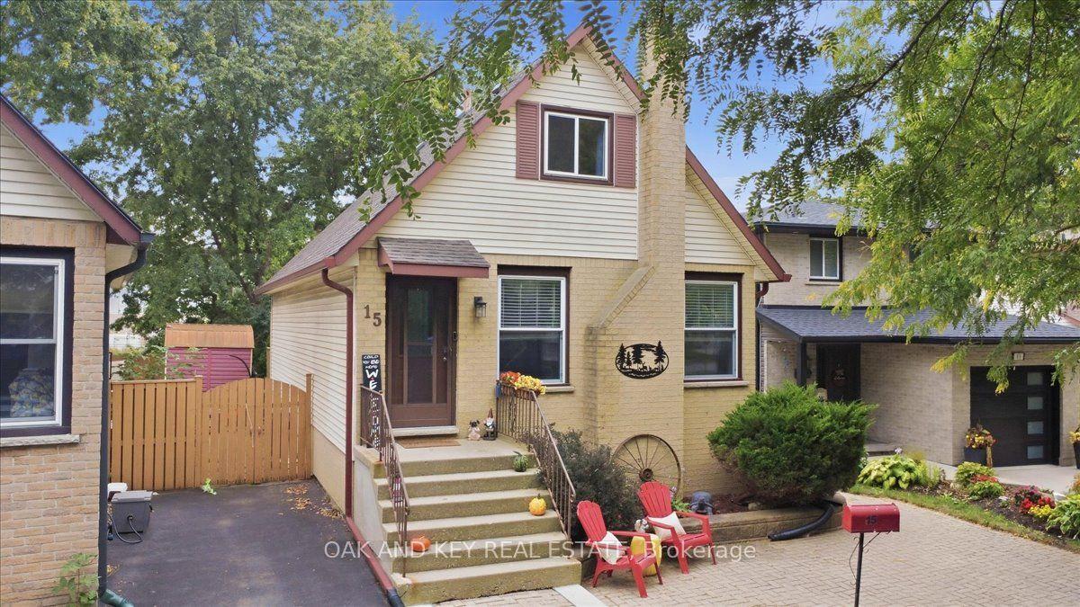 15 Chancton Crescent, London South — Detached for sale, photo 1