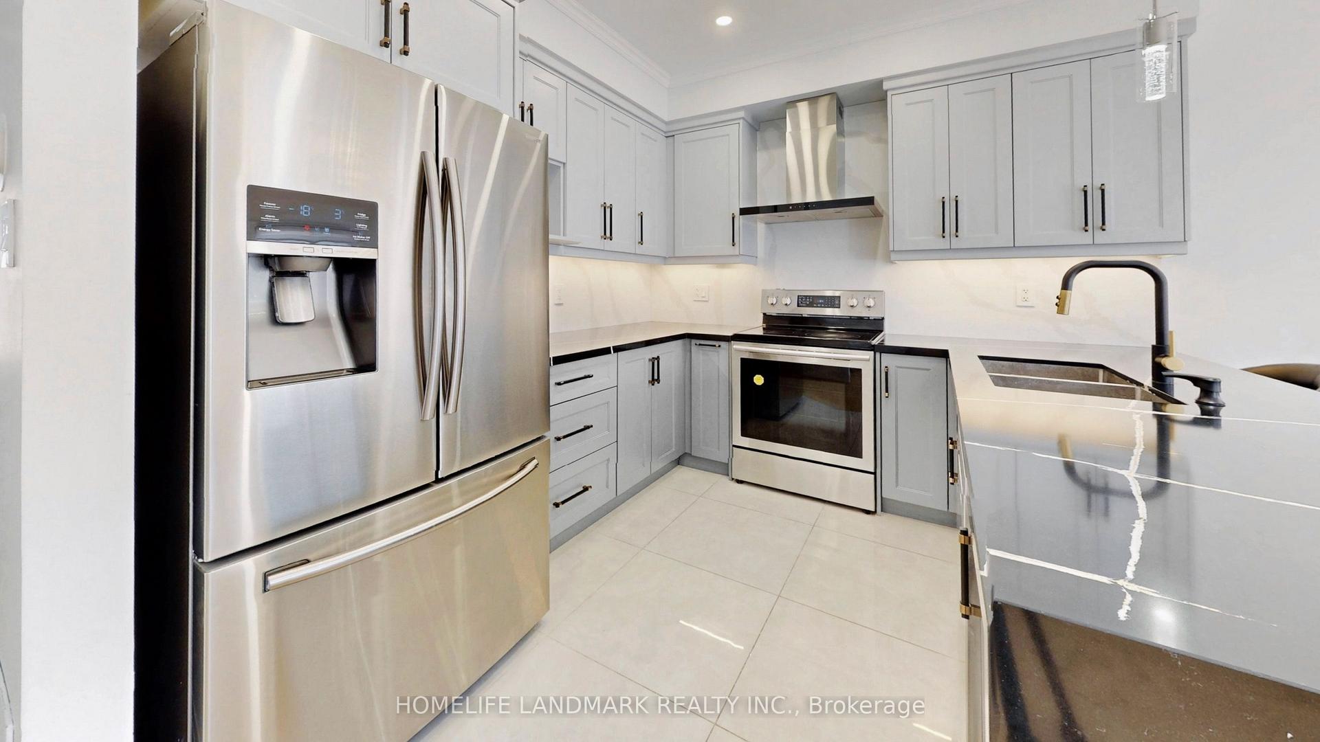32 Arco Circle, Vaughan — Semi-Detached for sale, photo 1