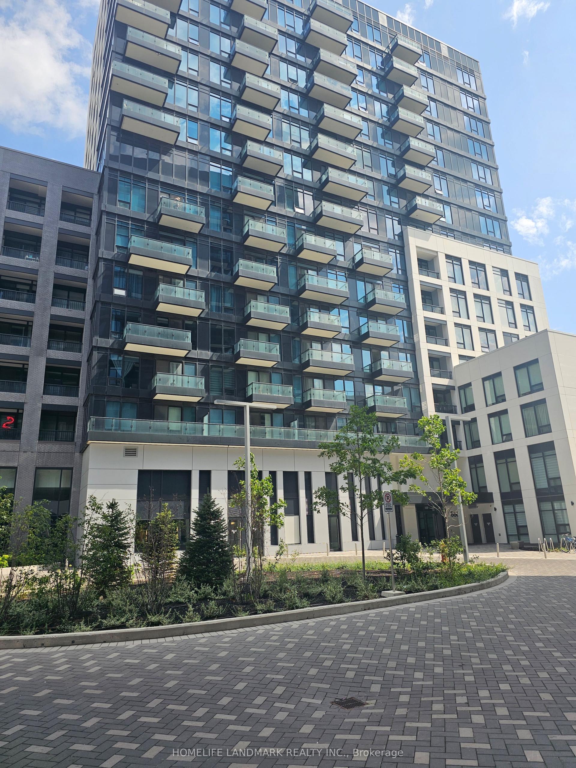 8868 Yonge Street 817E #817E — photo 1