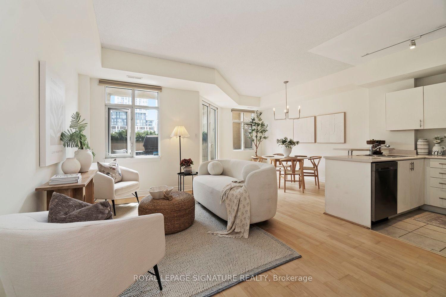 550 Front Street W 207 #207 — photo 1