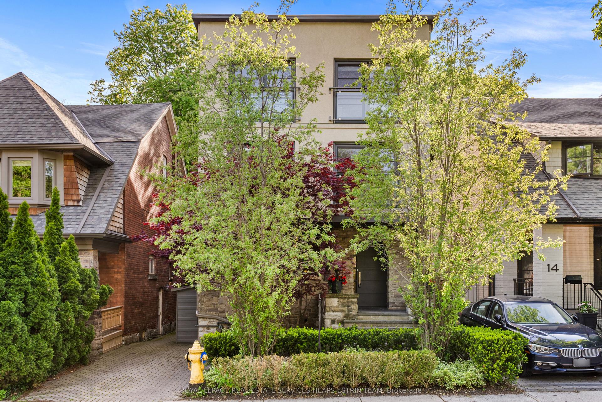16 Inglewood Drive — photo 1