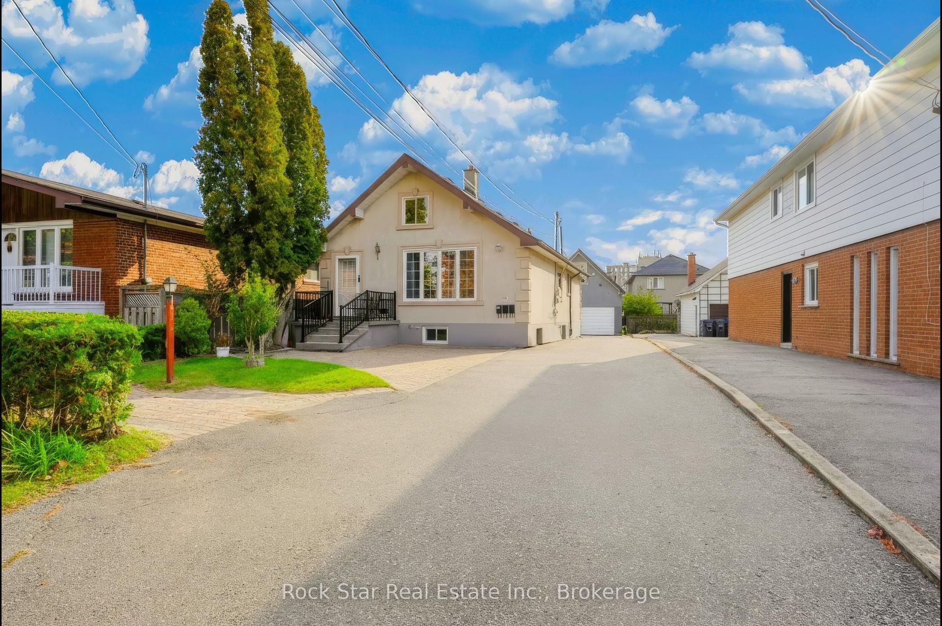 1162 Northmount Avenue, Mississauga — Detached for sale, photo 1