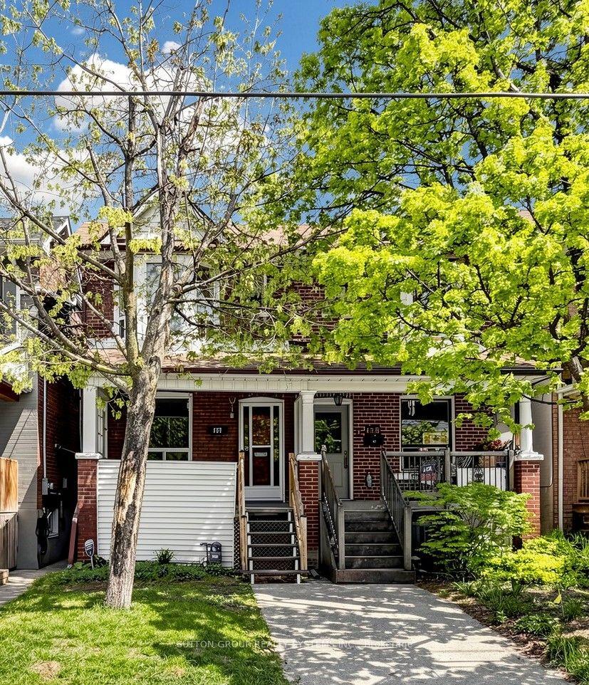 137 Campbell Avenue — photo 1