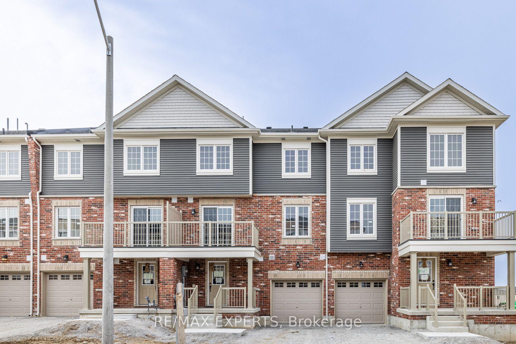 13 Silo Mews, Barrie — Townhouse for lease, photo 1
