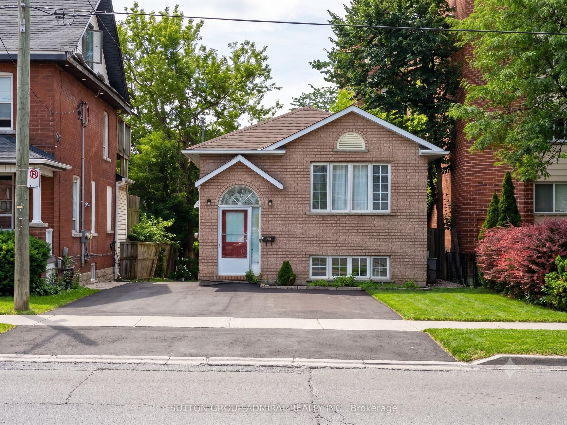 150 Centre Street S, Oshawa — Detached for sale, photo 1