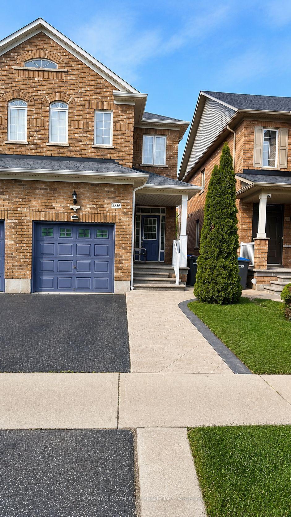 3336 Stoney Crescent, Mississauga — Semi-Detached for lease, photo 1
