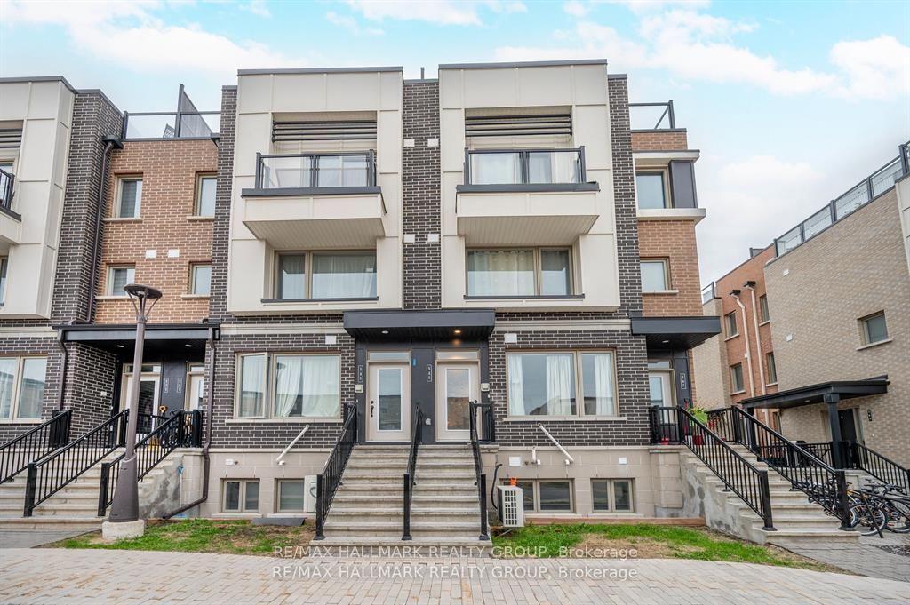 545 Ozawa Private, Manor Park - Cardinal Glen and Area — Condo Town for lease, photo 1
