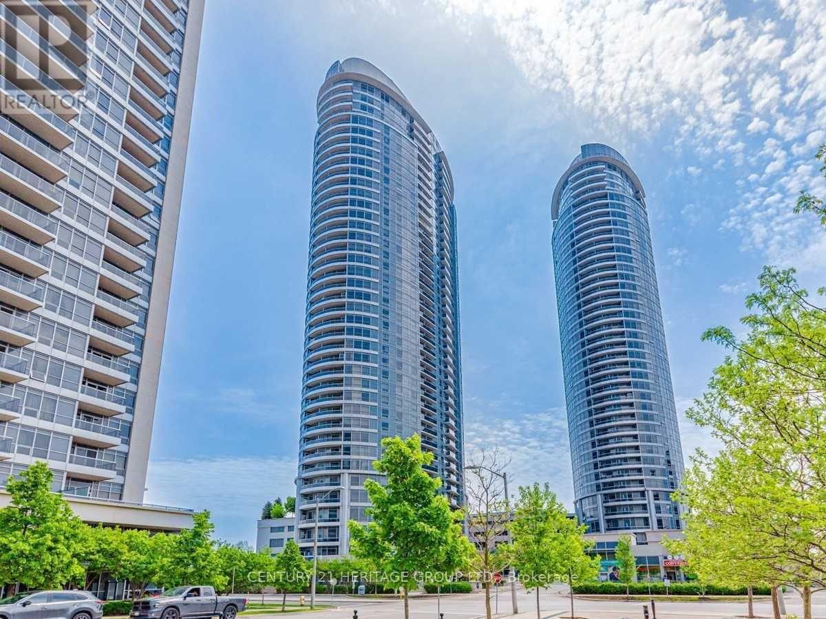 135 Village Green Square 525 #525, Toronto — Condo for lease, photo 1