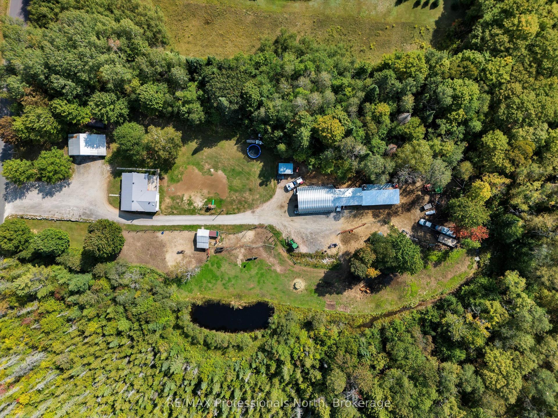 1062 Skyline Drive — photo 1