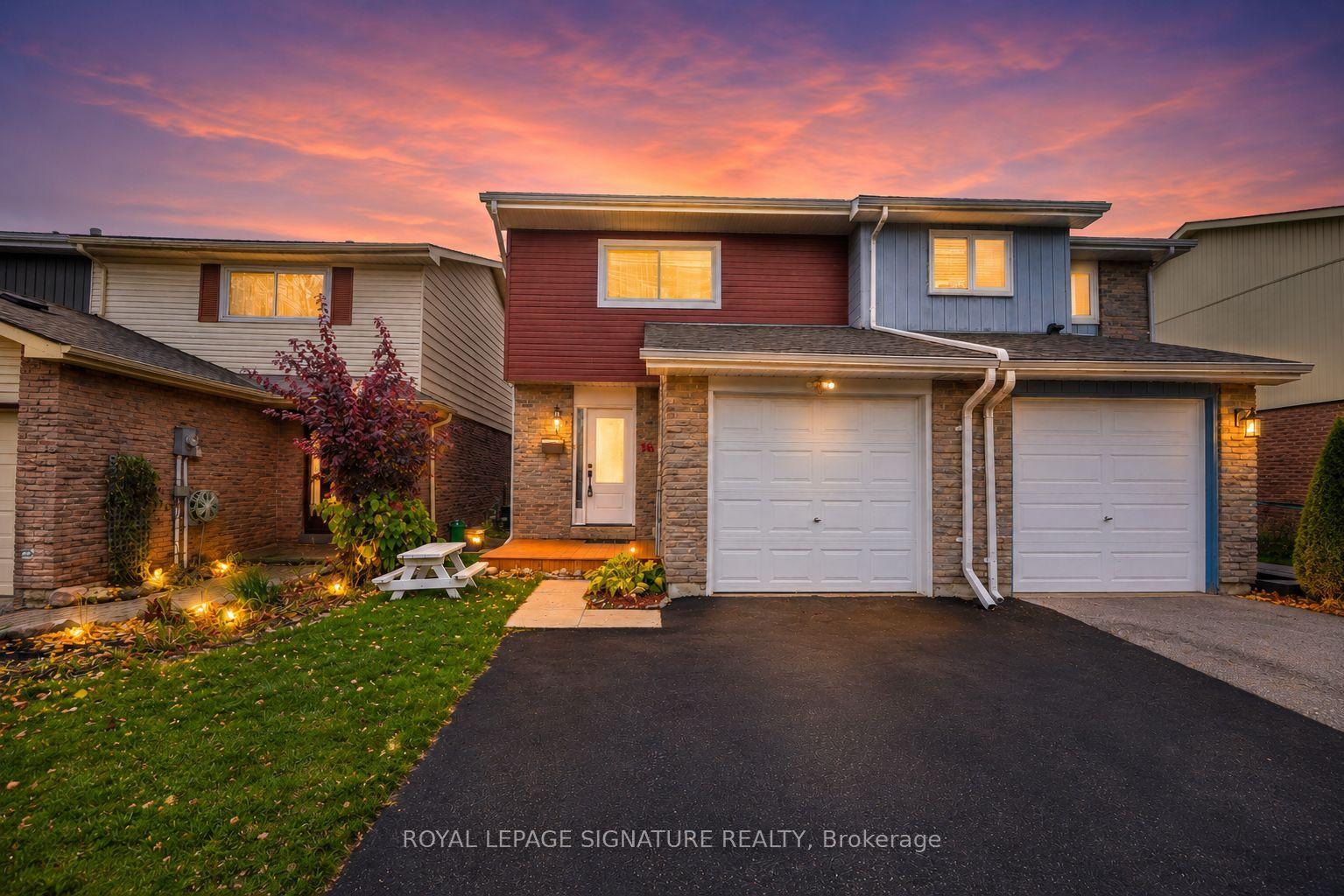 16 Christie Crescent — photo 1