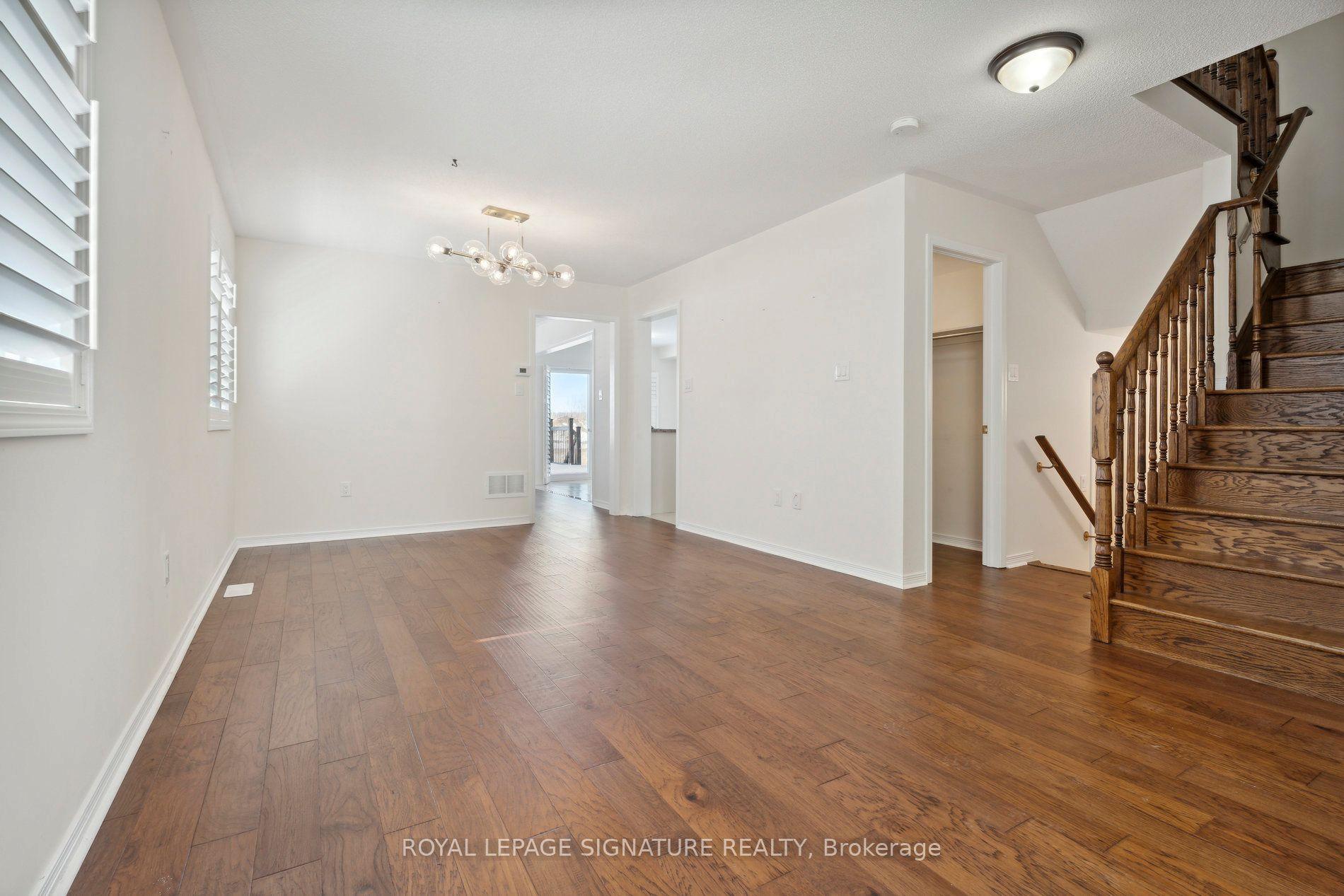 1198 Mary-Lou St Street — photo 1