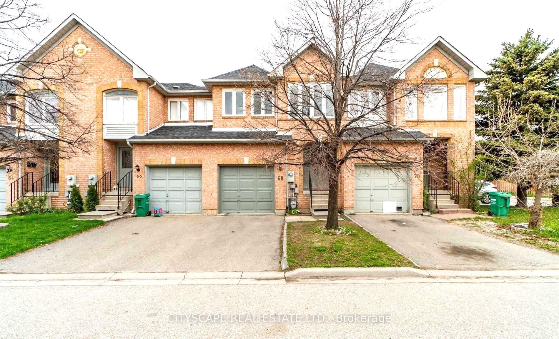 68 Gilgorm Road 33 #33, Brampton — Condo Town for sale, photo 1