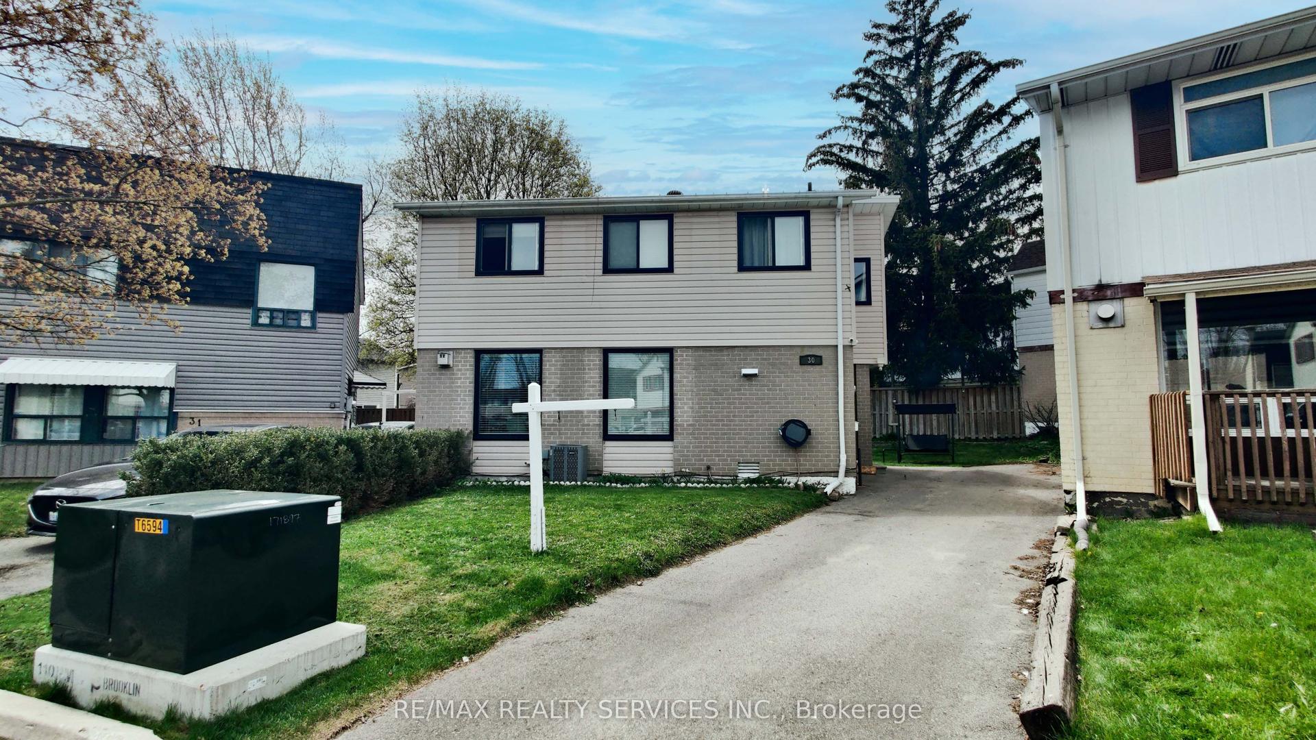 30 Haley Court — photo 1