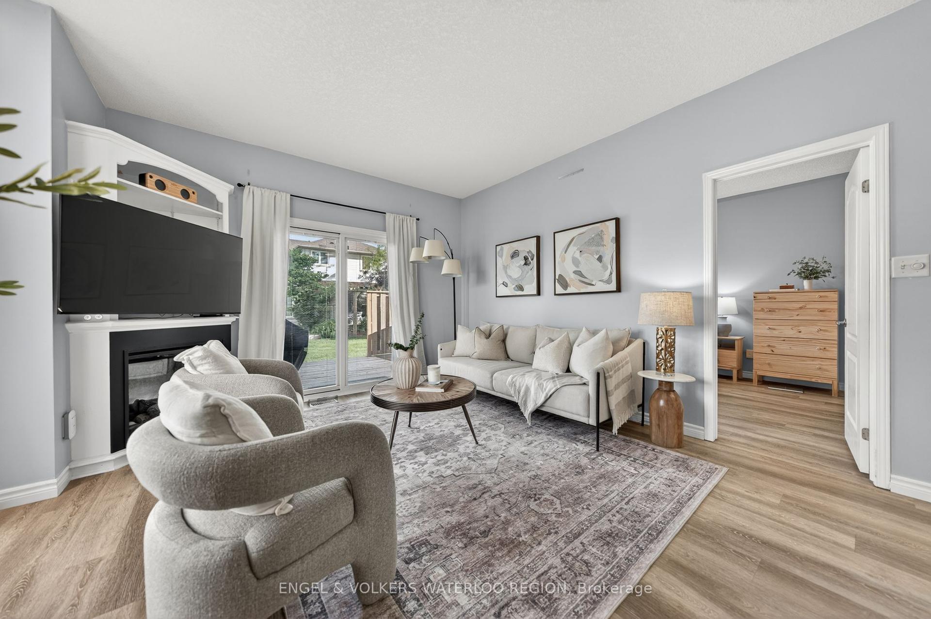 139 Reiber Court, Waterloo — Townhouse for sale, photo 1