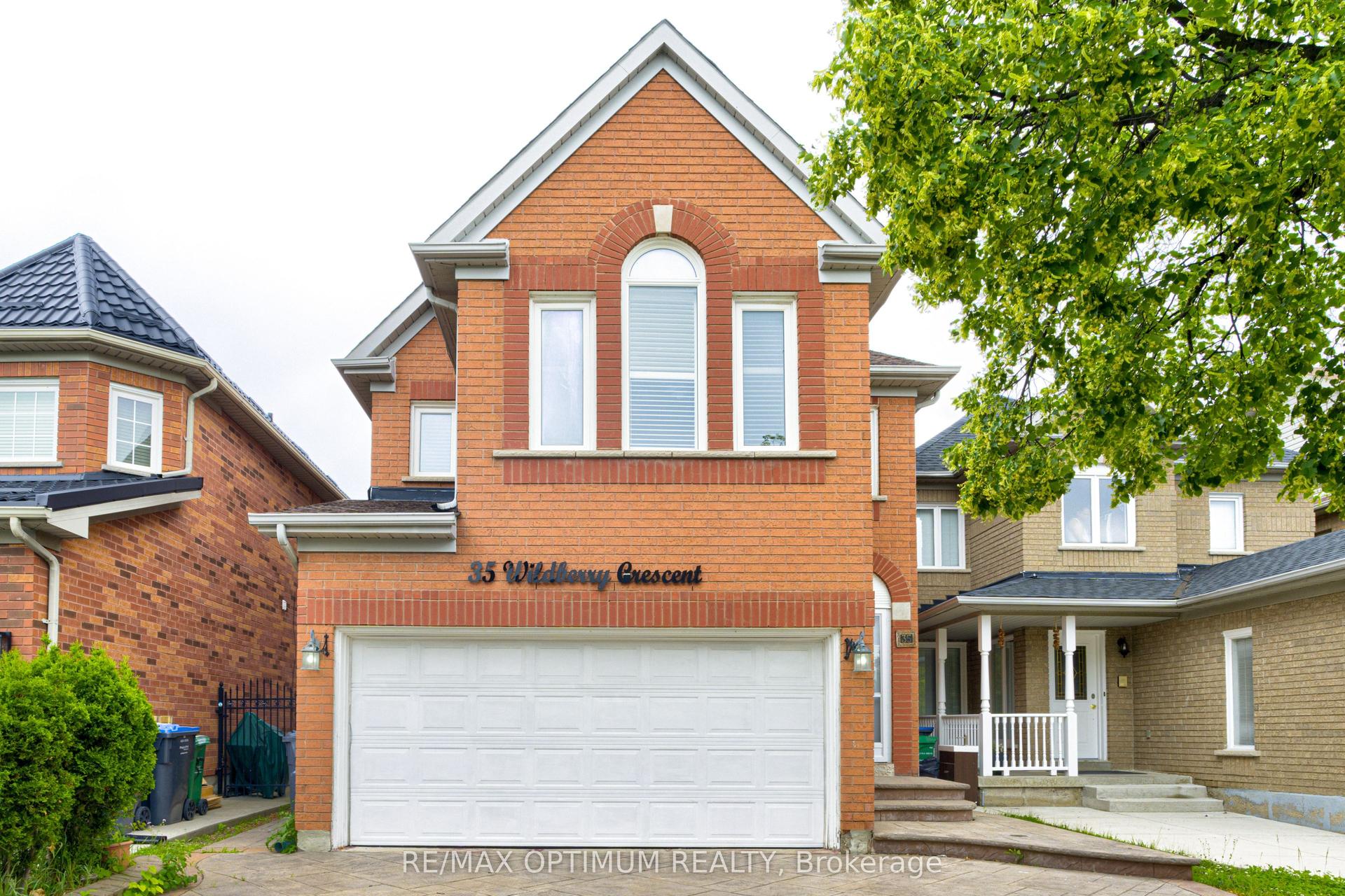 35 Wildberry Crescent, Brampton — Detached for sale, photo 1