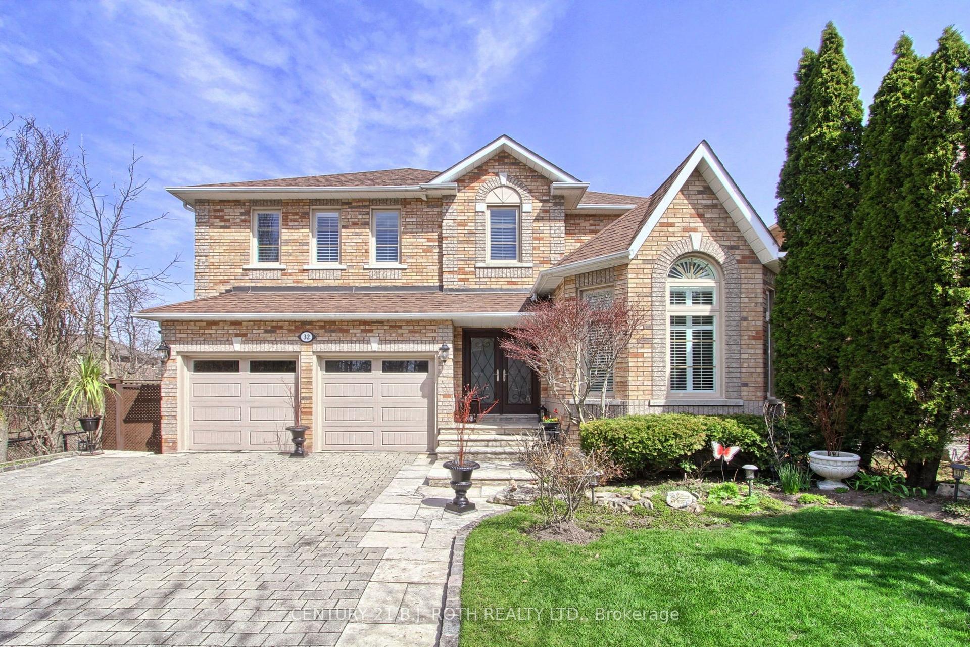 32 Timber Valley Avenue — photo 1