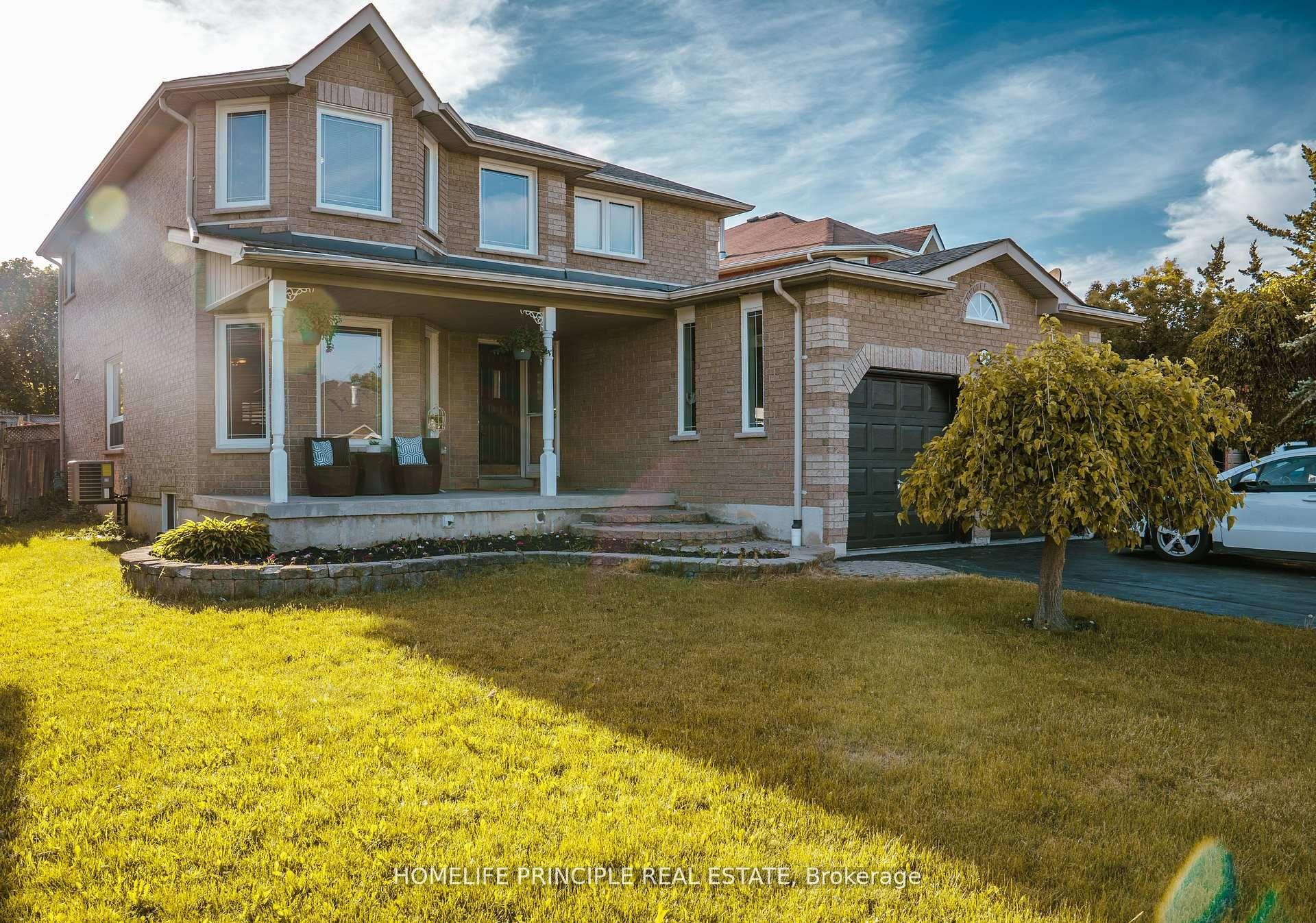 88 Loon Avenue Main #Main — photo 1