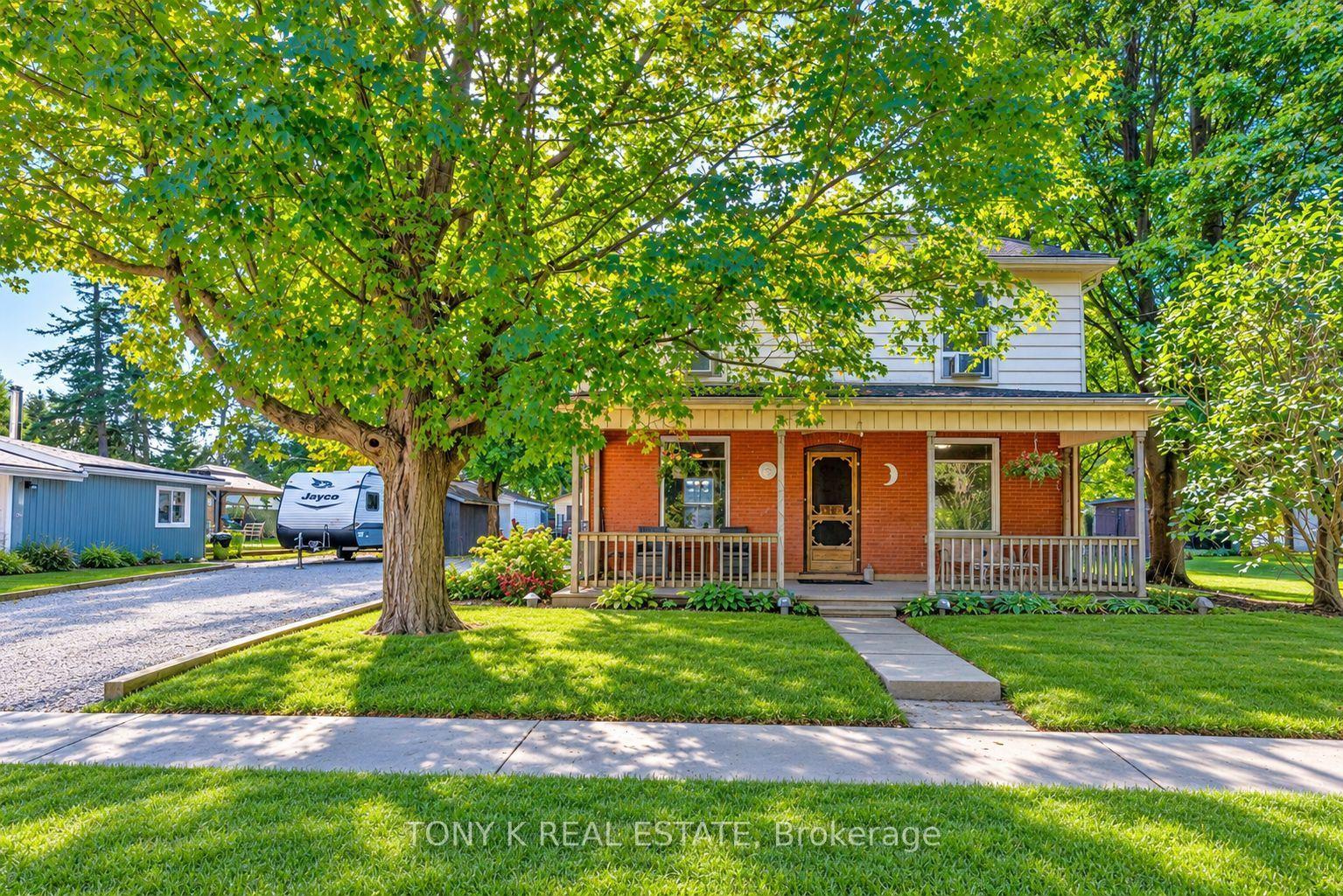 113 Freelton Road, Hamilton — Detached for sale, photo 1