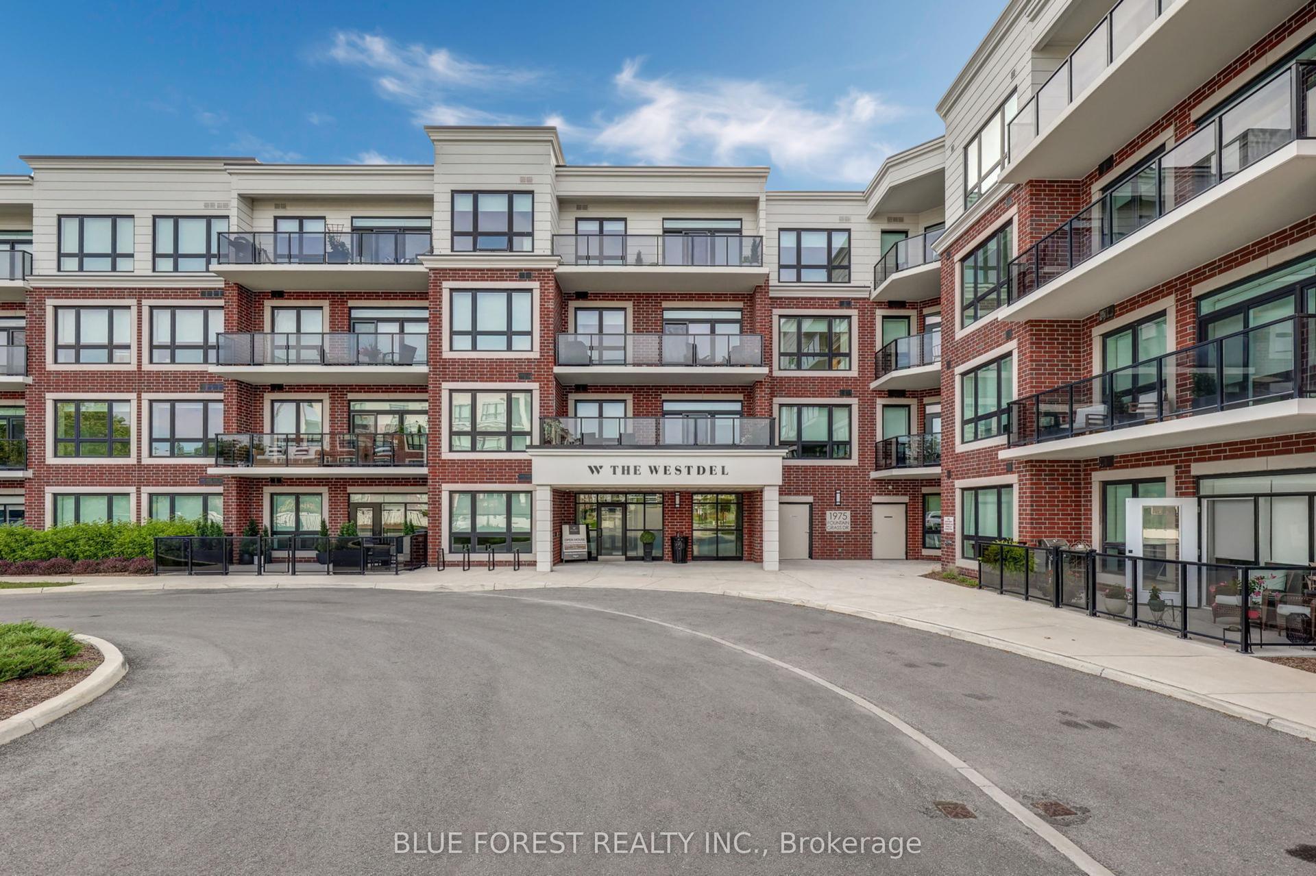 1975 Fountain Grass Drive 105 #105, London South — Condo for sale, photo 1