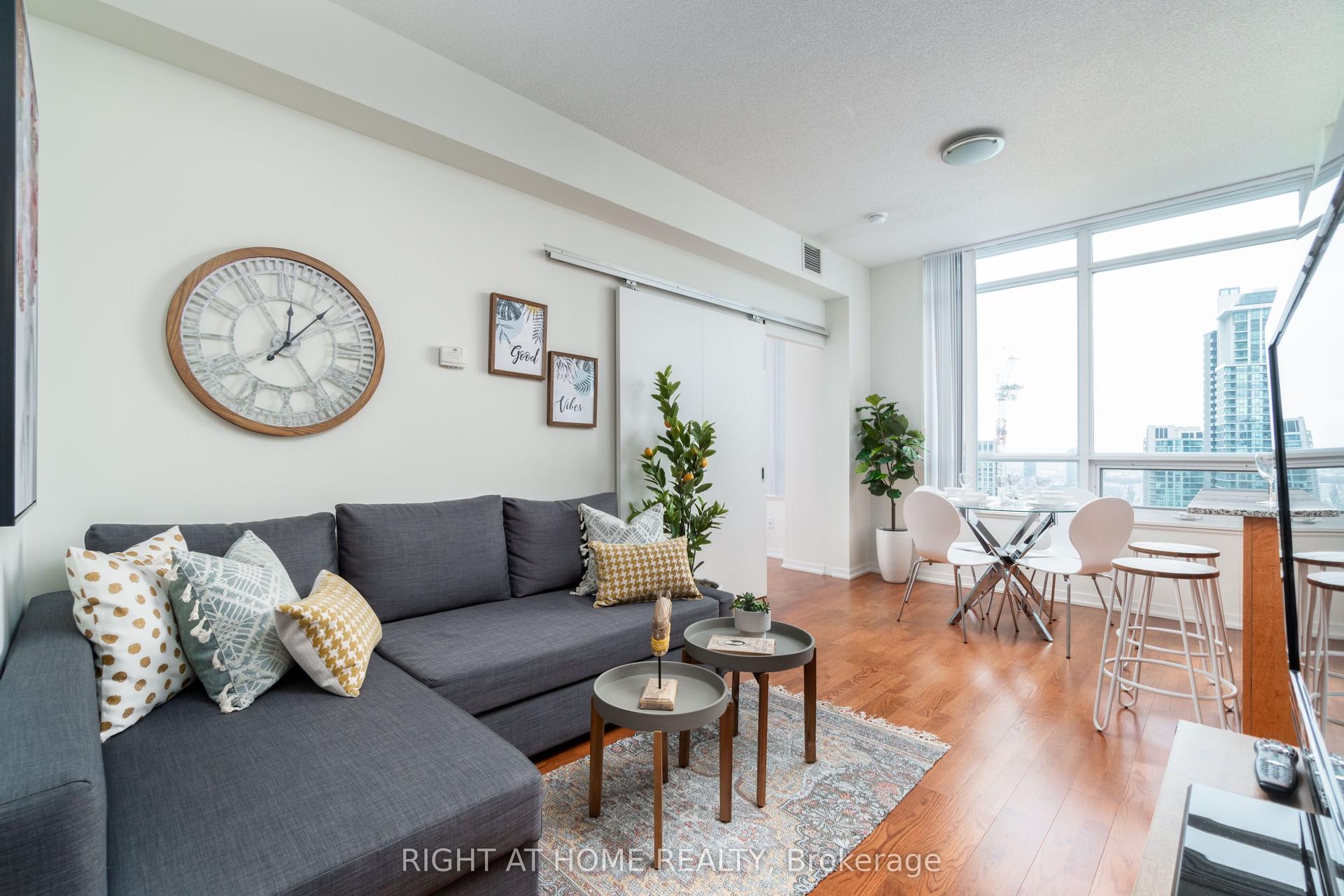 55 Bremner Boulevard 3404 #3404, Toronto — Condo for sale, photo 1