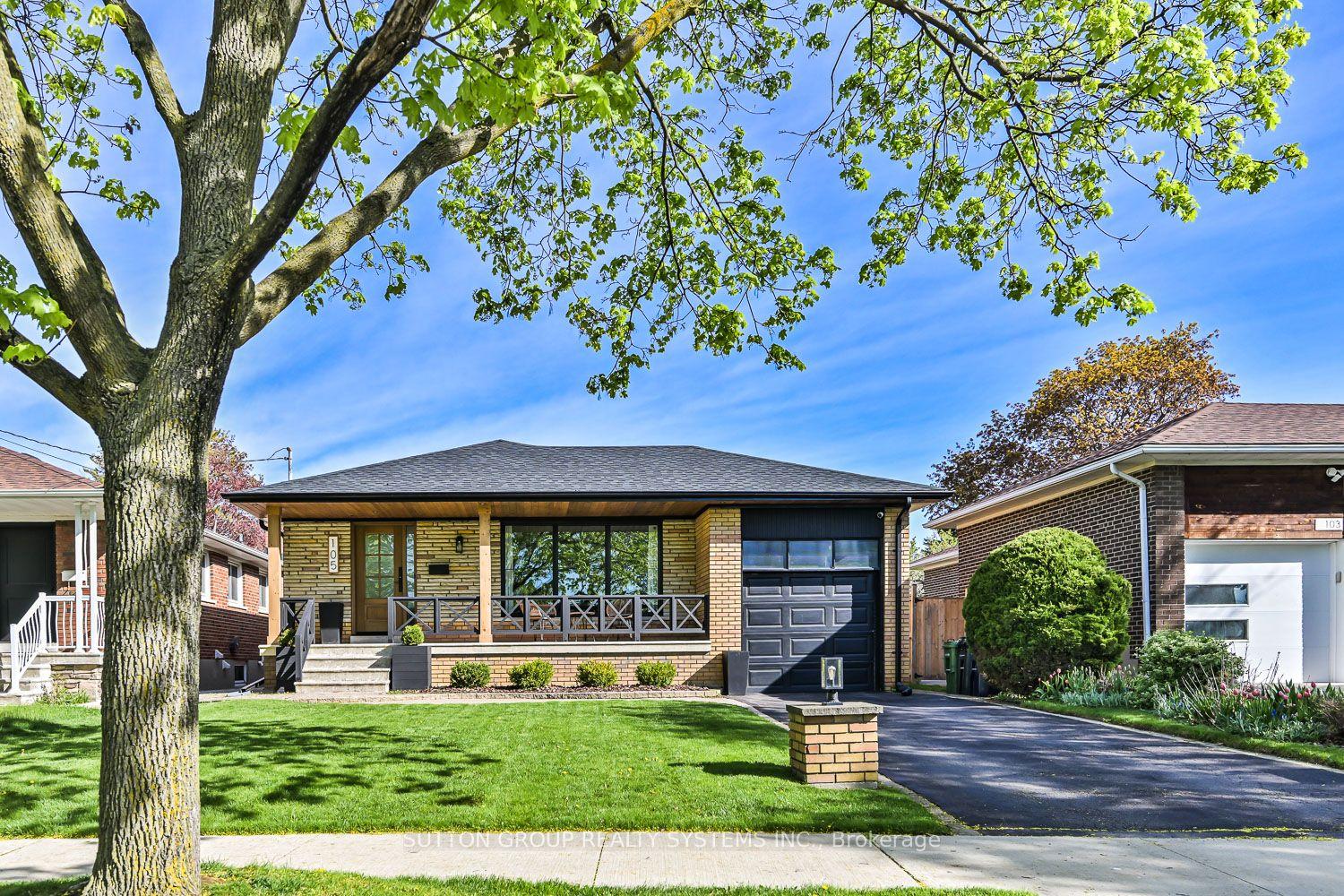 105 Crendon Drive — photo 1