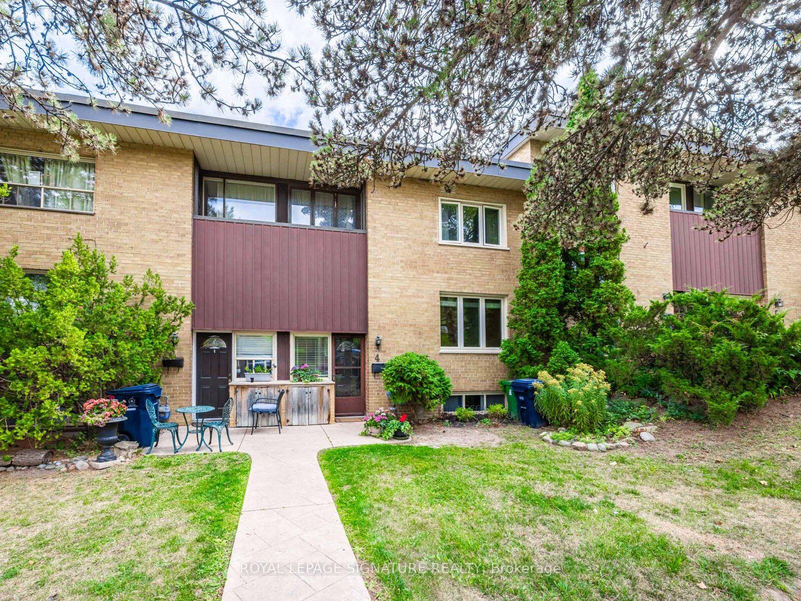 4 Burdock Lane — photo 1