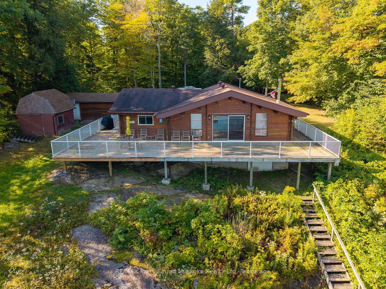 30 Old Sids Road — photo 1