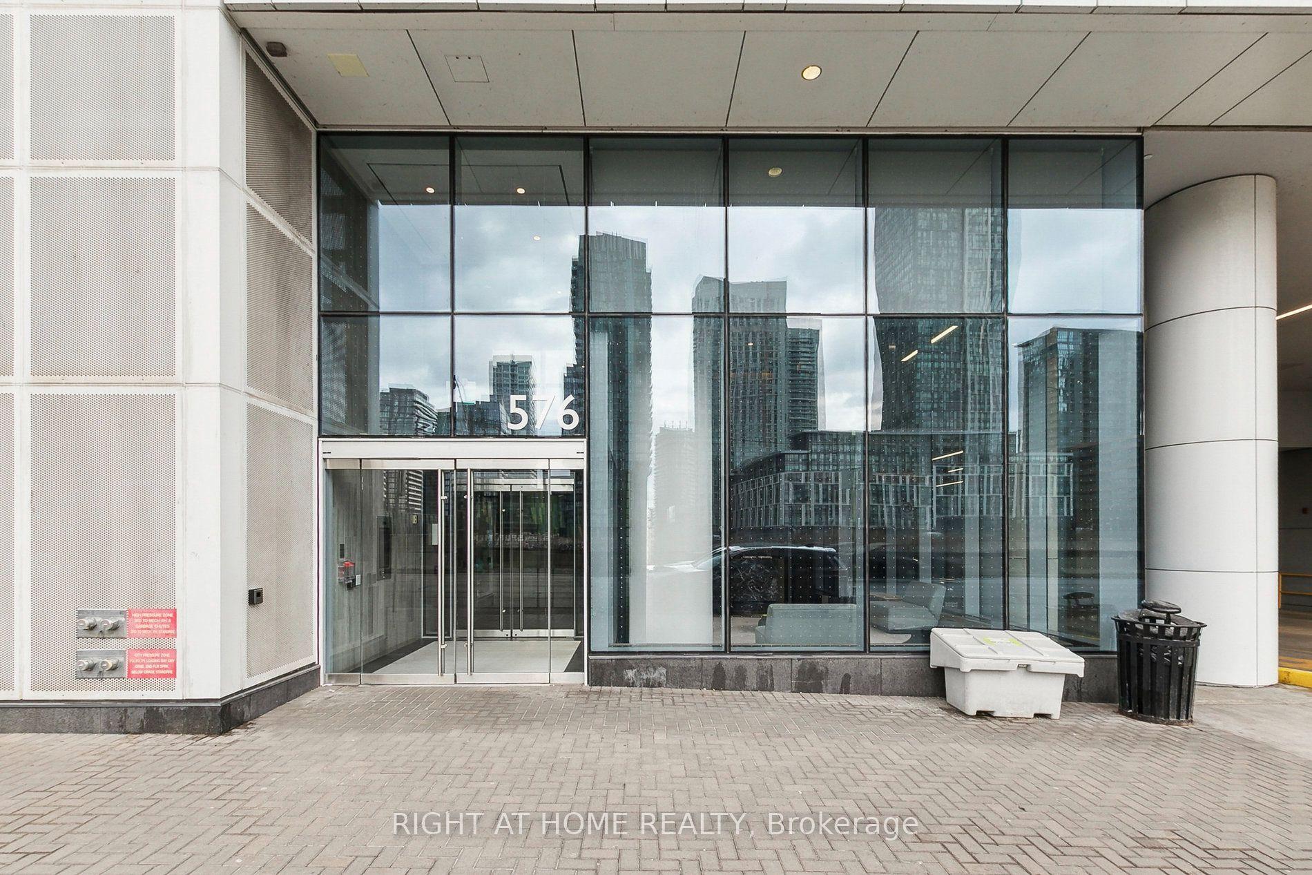 576 Front Street W 302E #302E, Toronto — Condo for lease, photo 1