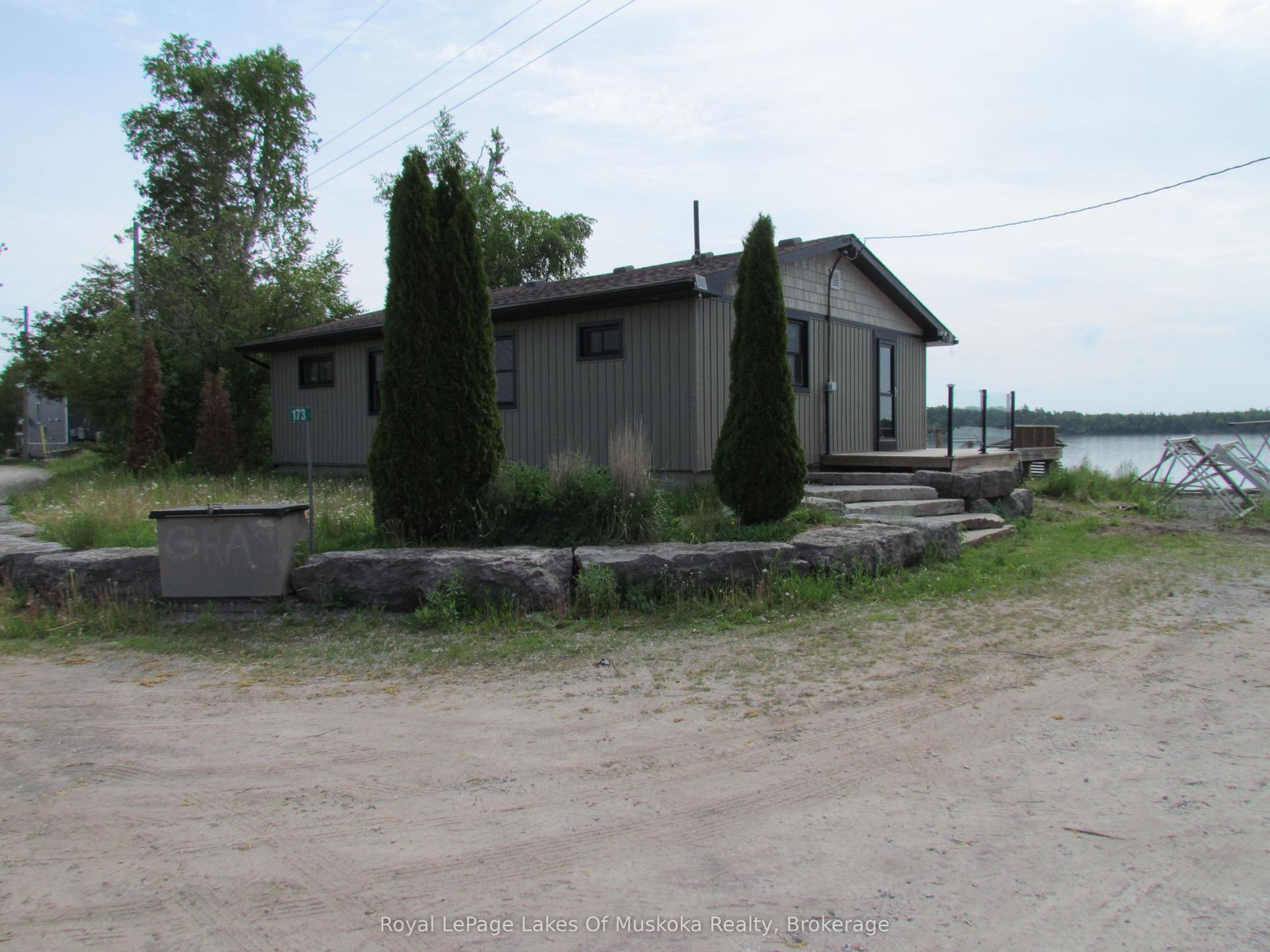 173 Fells Point Road, Kawartha Lakes — Detached for sale, photo 1