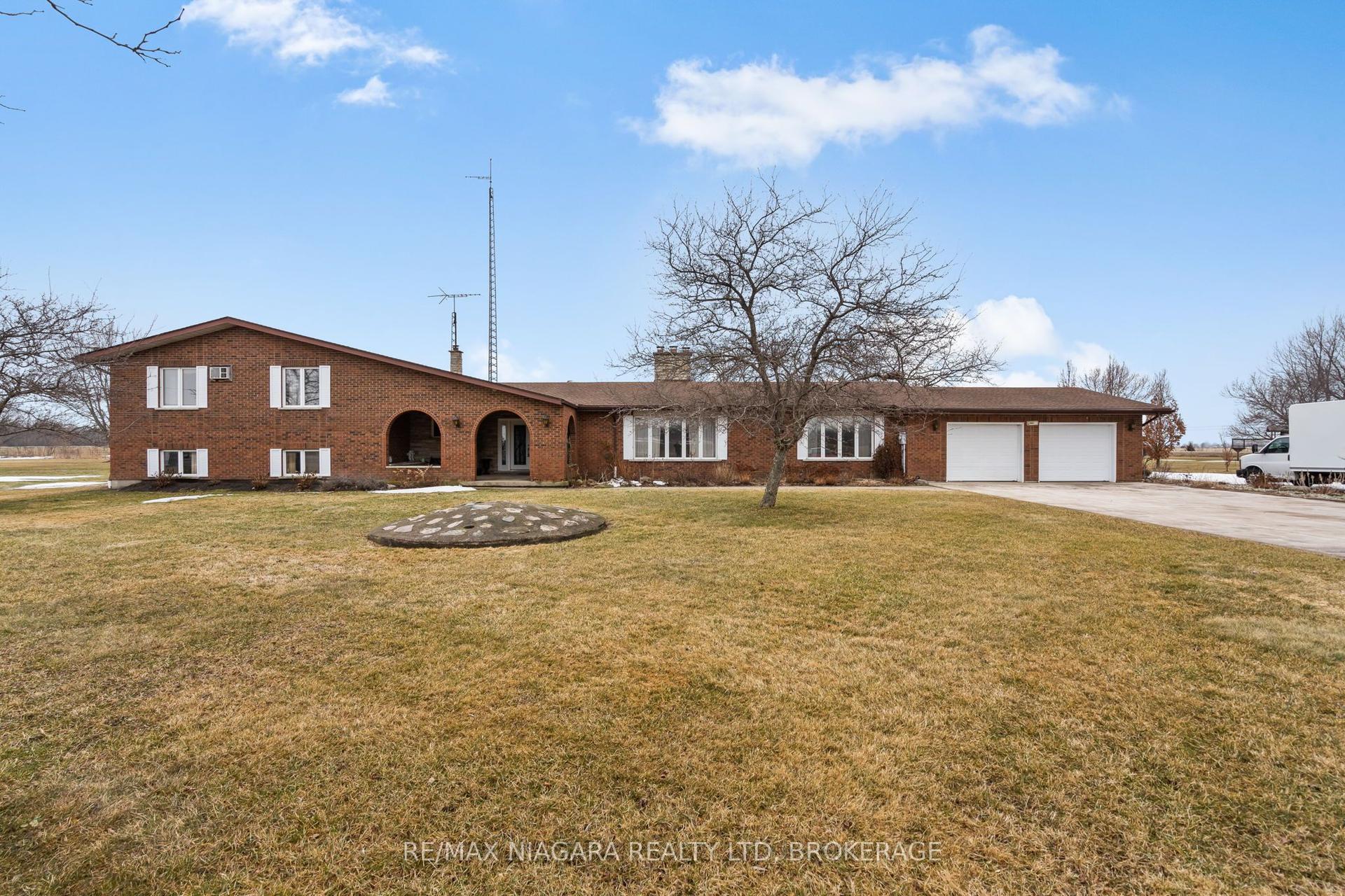 11292 Golf Course Road — photo 1