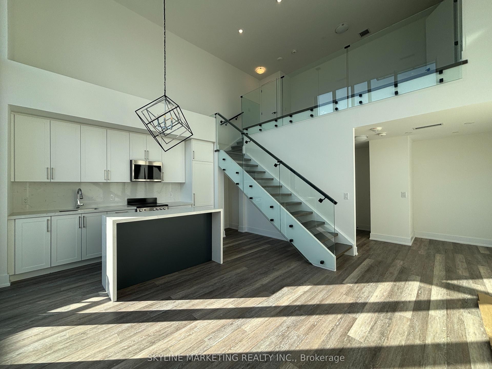2450 Old Bronte Road 103 #103 — photo 1