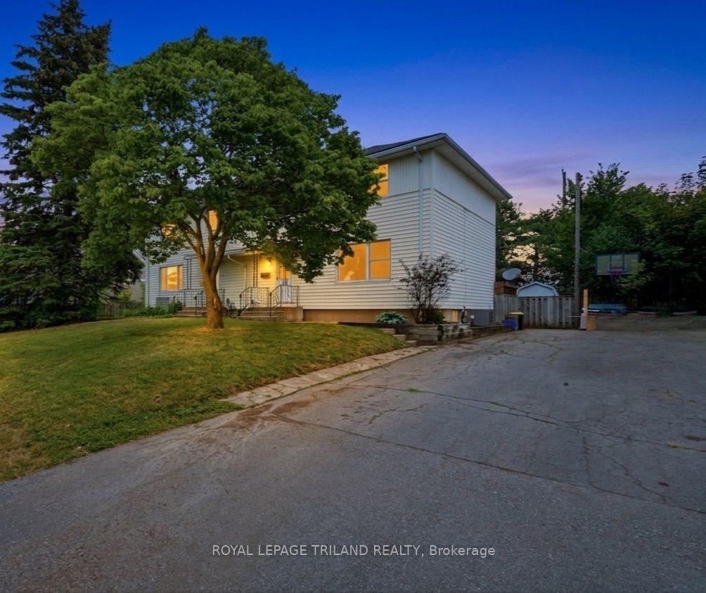 364 Flanders Row, London East — Semi-Detached for sale, photo 1