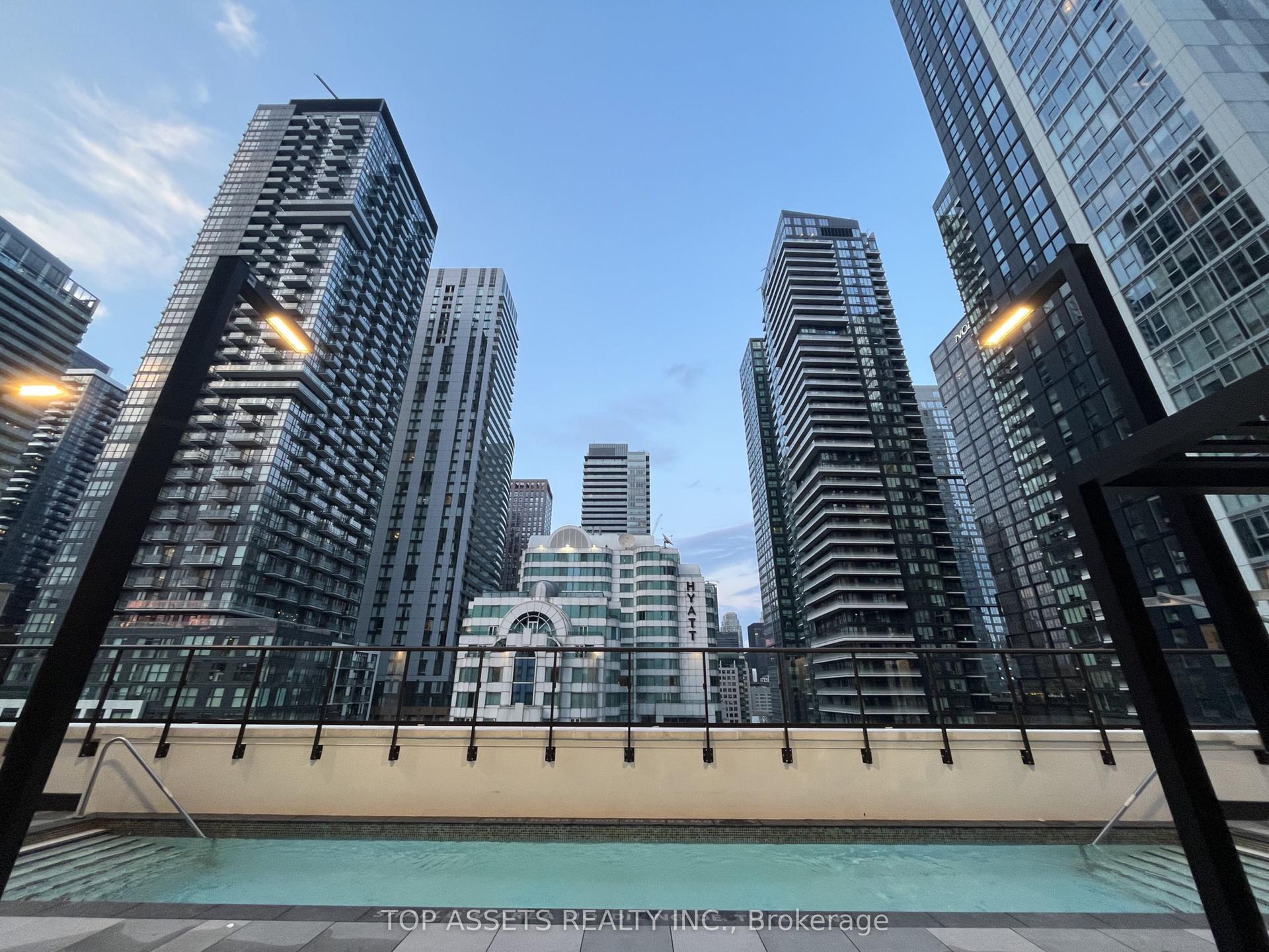 400 King Street W 608 #608, Toronto — Condo for lease, photo 1