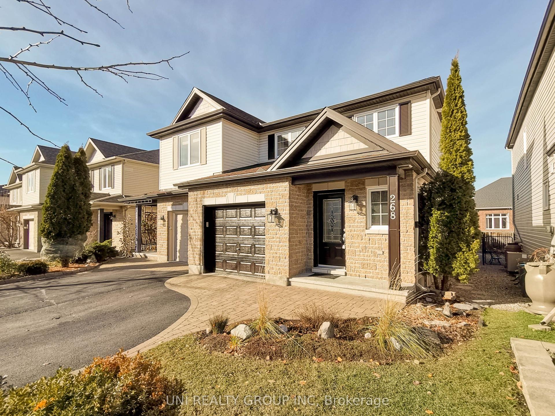 268 TEWSLEY Drive, Blossom Park - Airport and Area — Semi-Detached for lease, photo 1