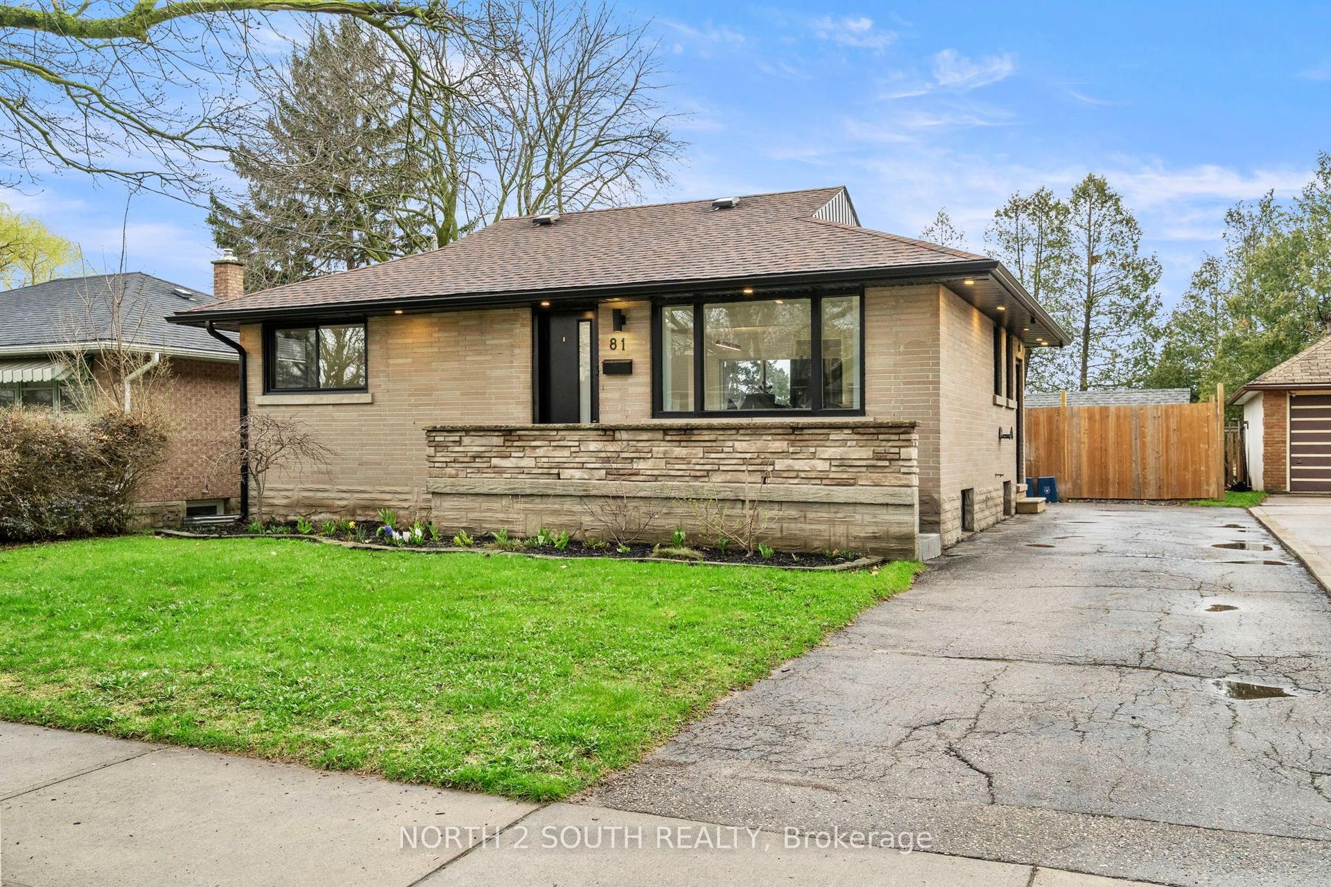 81 Clark Avenue — photo 1