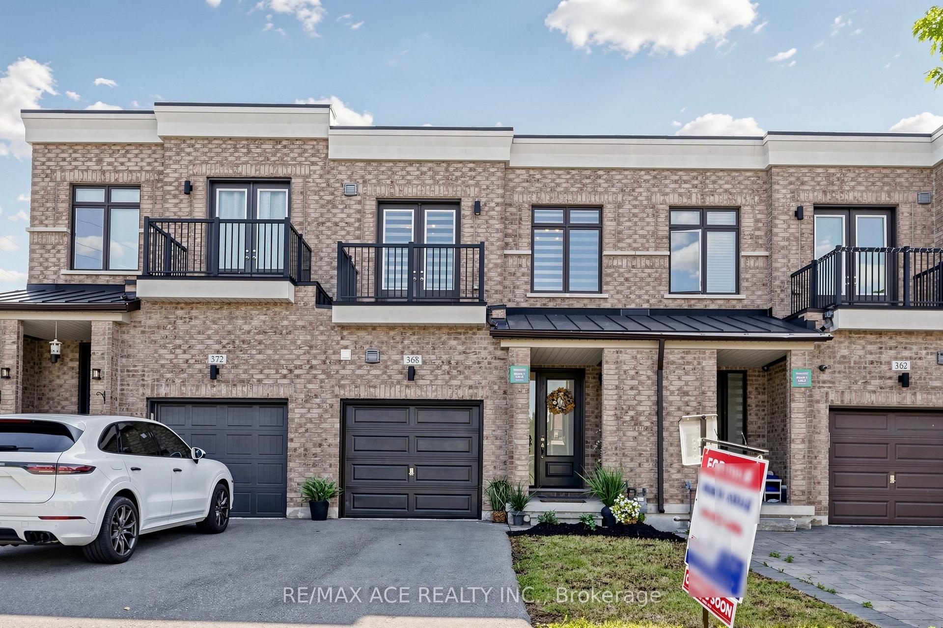 368 Elyse Court, Aurora — Townhouse for sale, photo 1