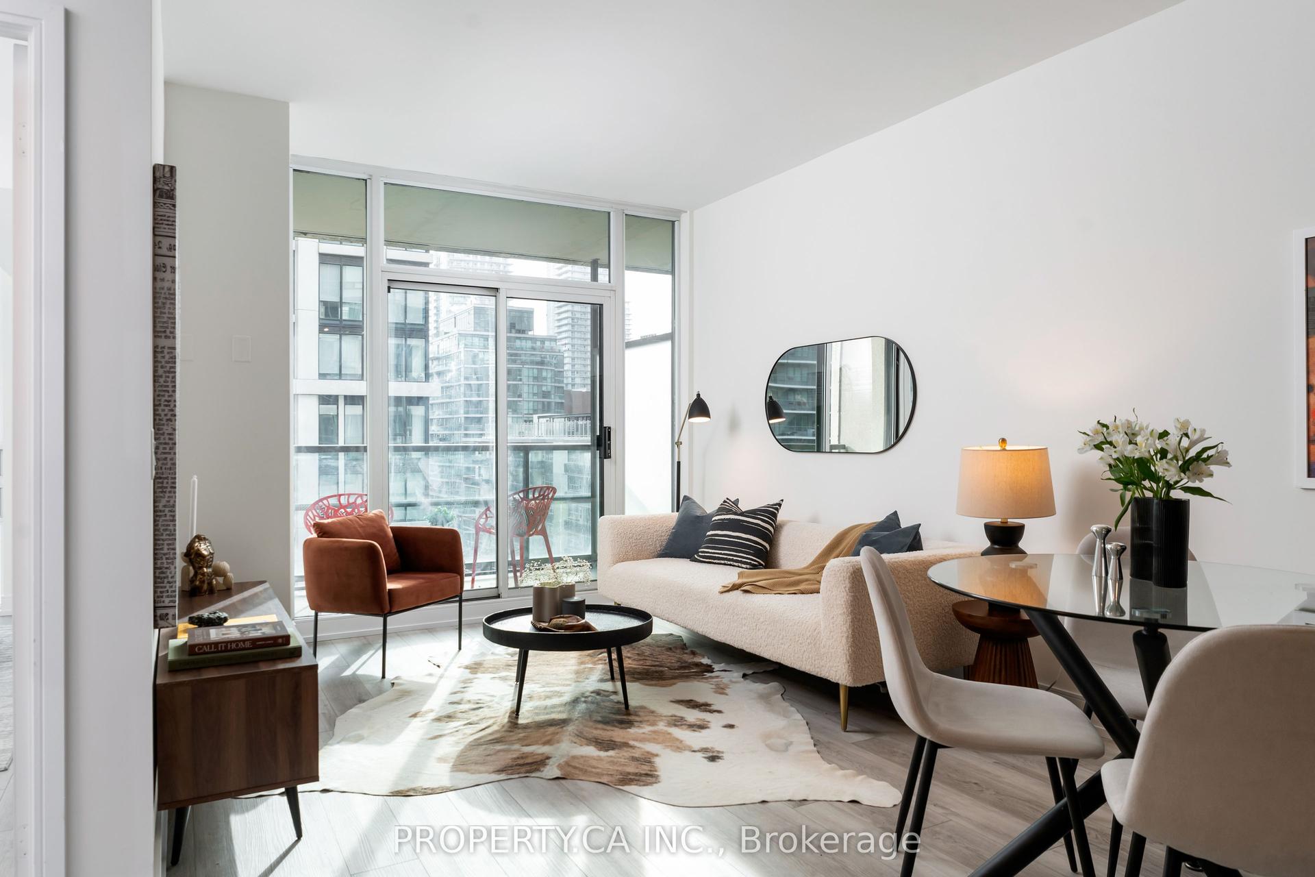 88 Broadway Avenue 1004 #1004, Toronto — Condo for sale, photo 1