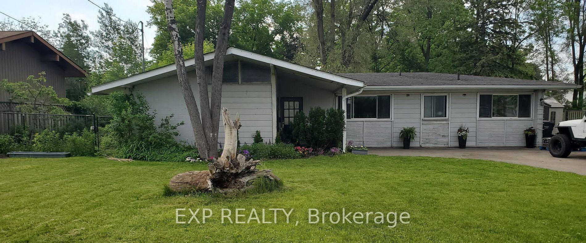 210 South Service Road, Mississauga — Detached for lease, photo 1