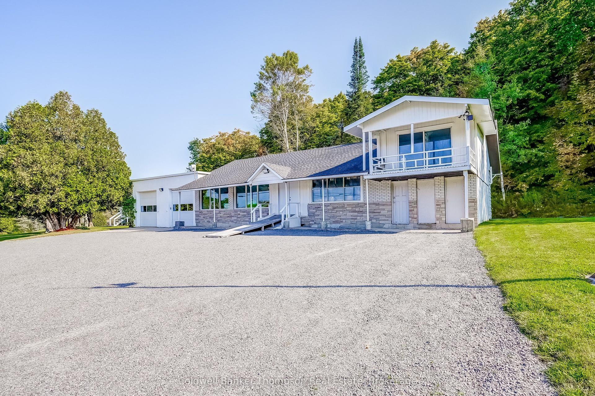 949 Raymond Road, Muskoka Lakes — Commercial for sale, photo 1